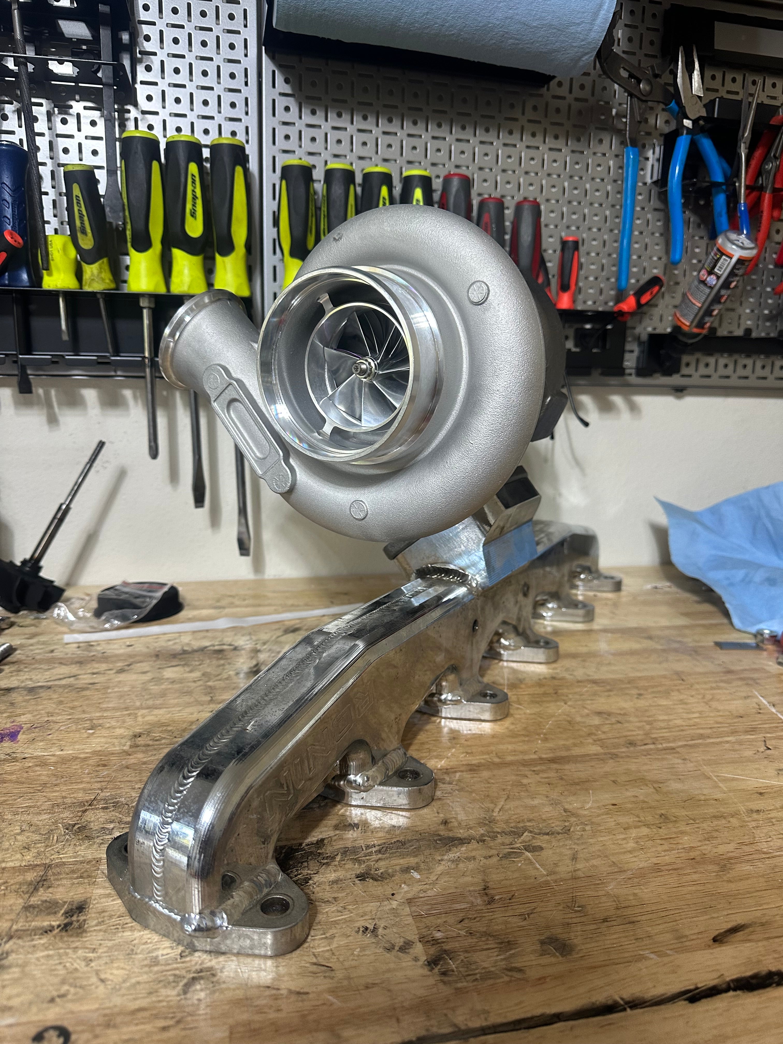 67/67 hx35-r [ 500-750hp stock appearing hx35 for 5.9l Cummins